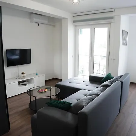 Royal Apartman *